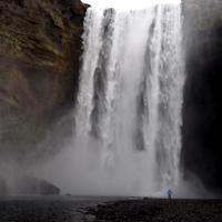 skogafoss-waterfall-buehler-buechi.jpg